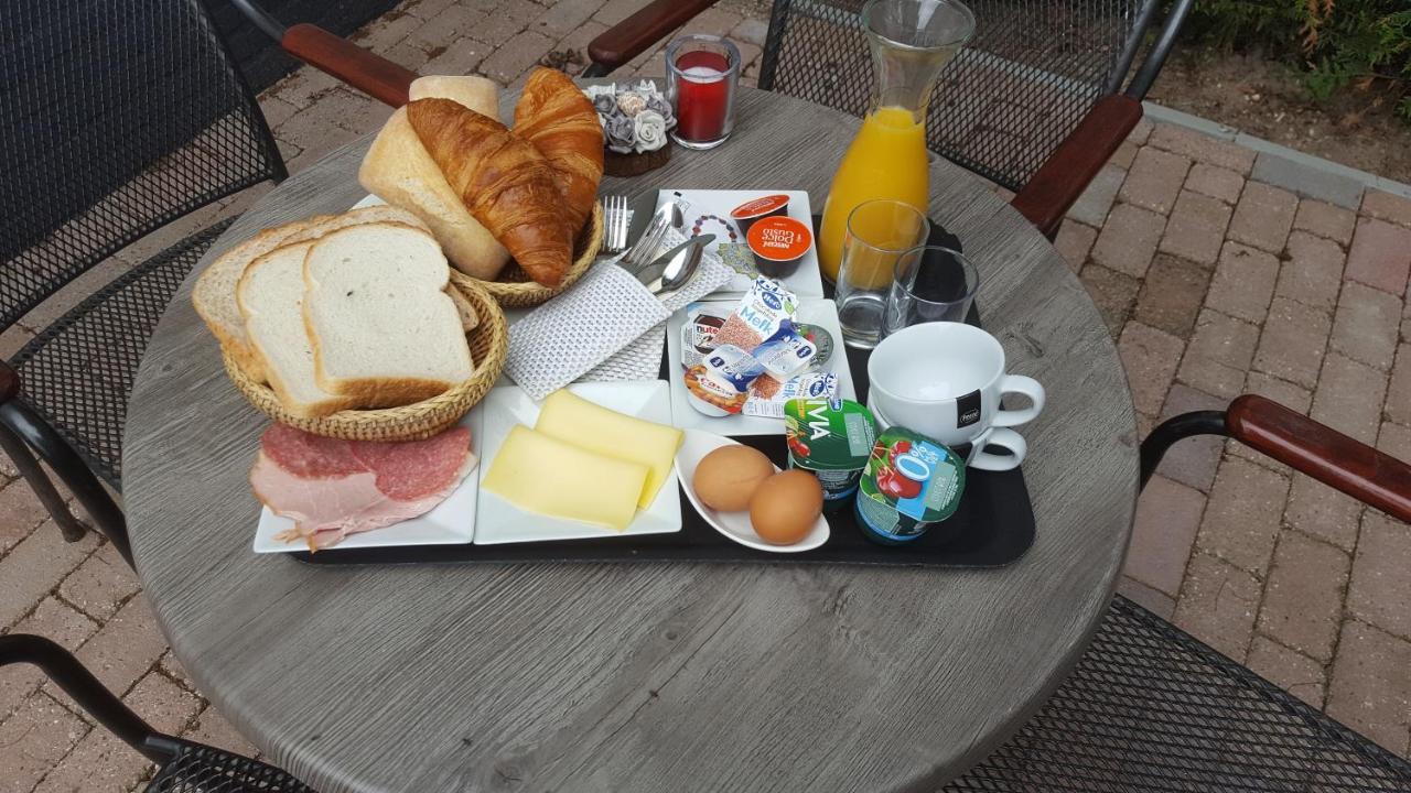 Bed and Breakfast De Vier Linden Vierlingsbeek Екстер'єр фото